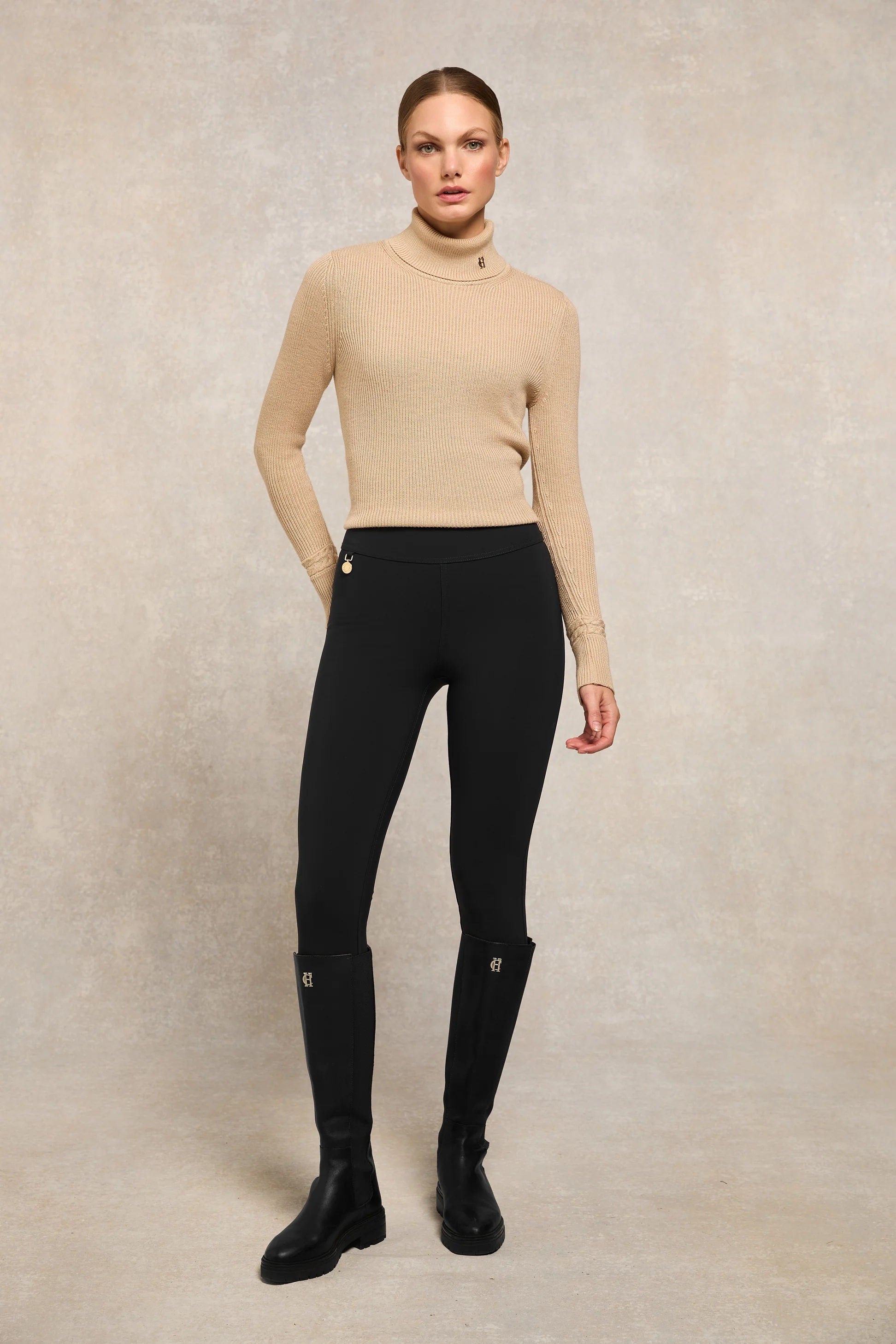 Holland Cooper Contour Legging in Black