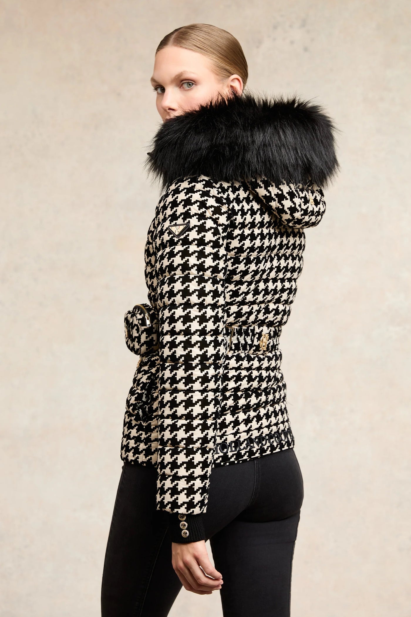 Holland Cooper Moritz Ladies Jacket in Ecru Houndstooth Model Back