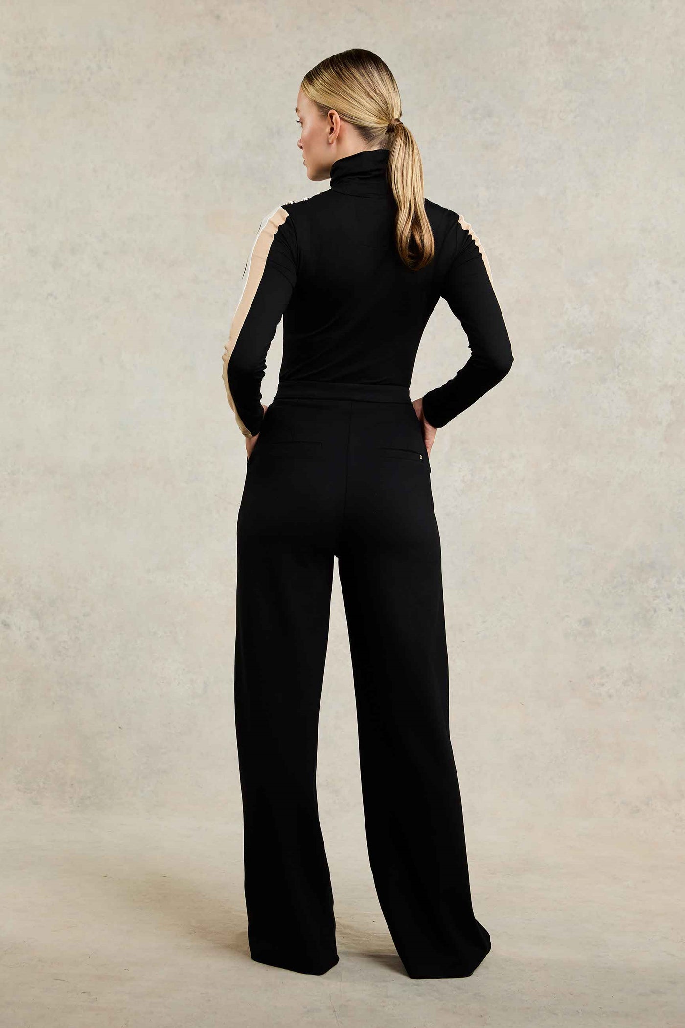 Holland Cooper Wide Leg Pant in Black Black Model Back