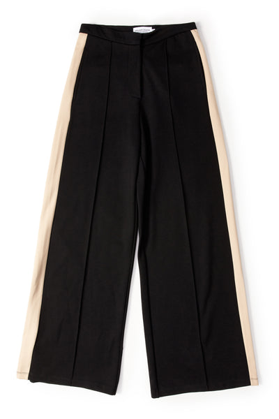 Holland Cooper Wide Leg Pant in Black Front